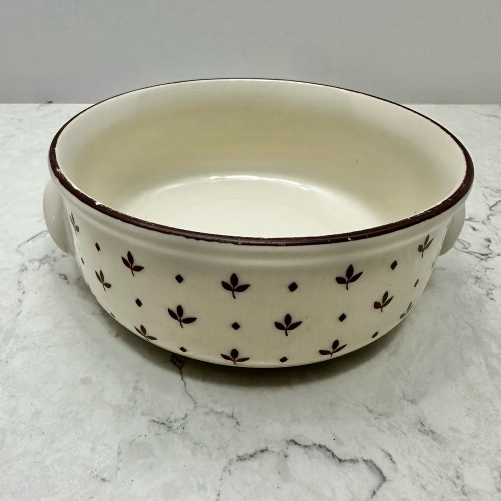 Vintage Regency American Country Newcor Stoneware Bowl Cape Cod Brown